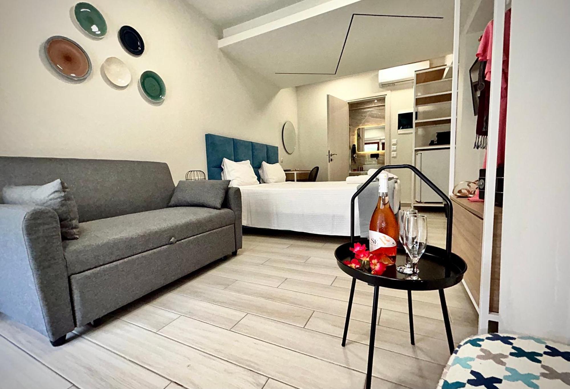 Porto Portes Suites Nea Poteidaia Exterior photo