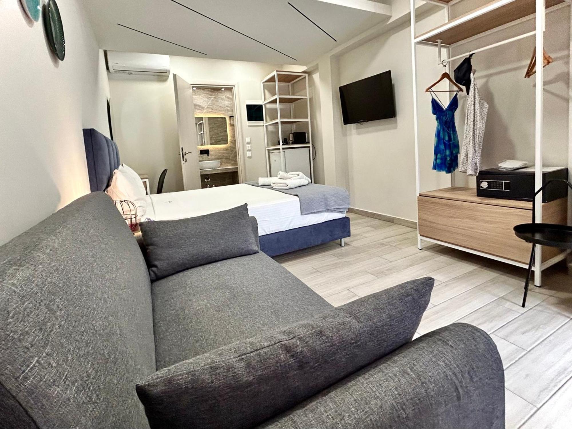 Porto Portes Suites Nea Poteidaia Exterior photo