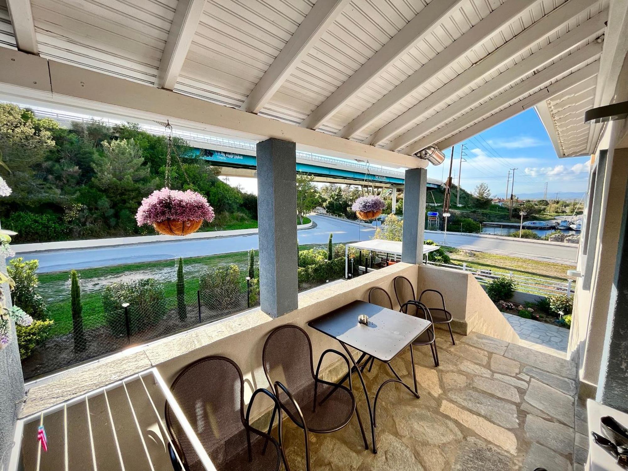 Porto Portes Suites Nea Poteidaia Exterior photo