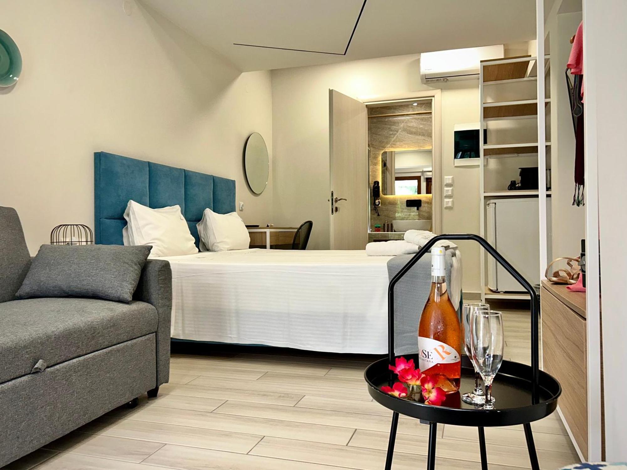 Porto Portes Suites Nea Poteidaia Exterior photo